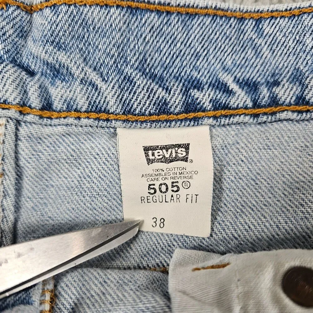 Levis this preowned
